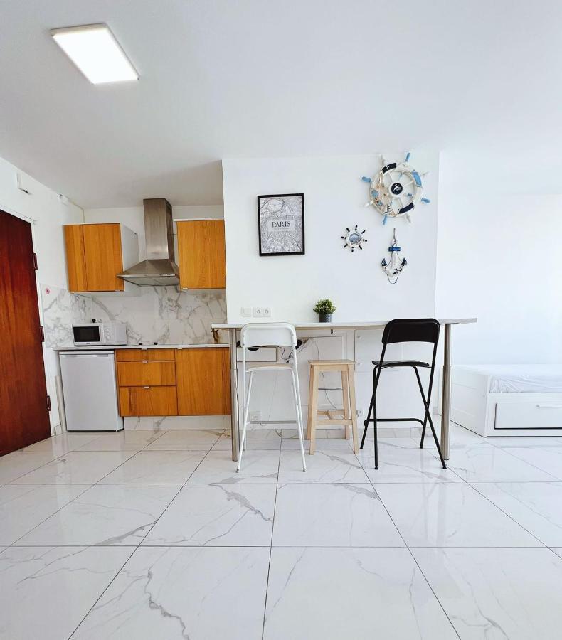 Apartment Near Subway And Supermarket Paris Eksteriør bilde